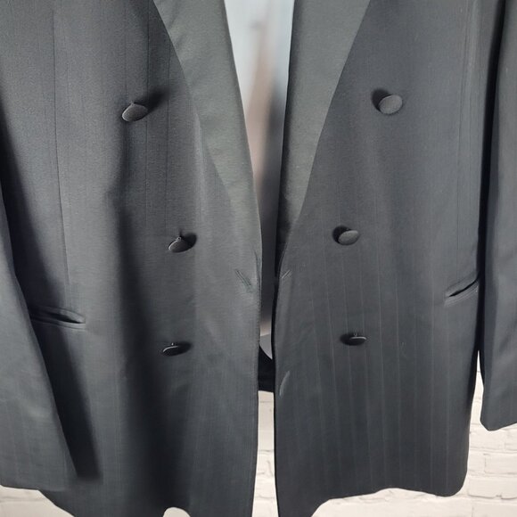 Moss Bros Italian Wool Super 120's Limited Edition Double Breasted Tuxedo 42L - Picture 11 of 16